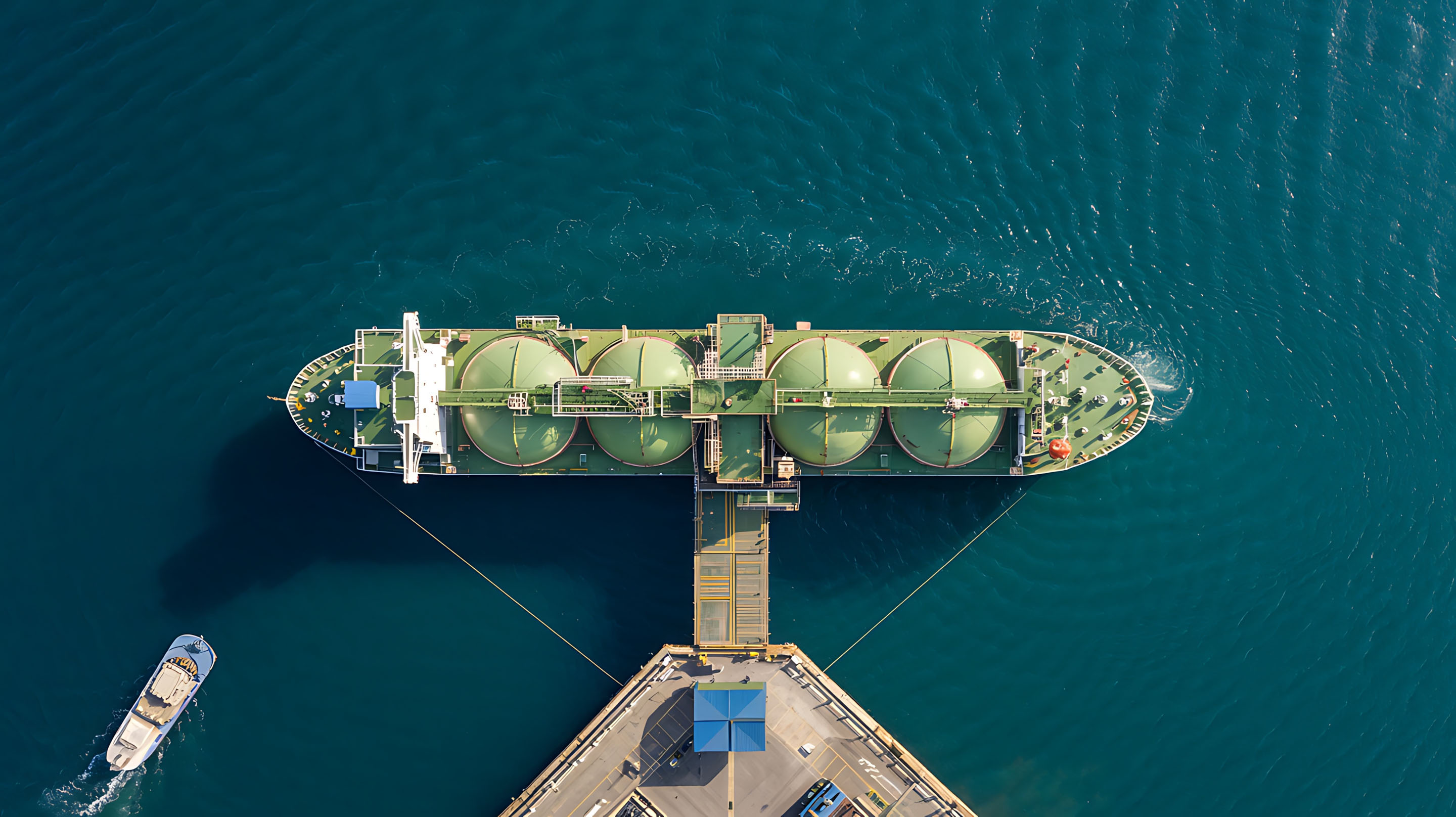 hon-aerial-lng-carrier-ship-marine-terminal-1643324760.jpg